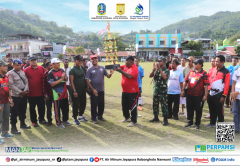 Mendukung Sepak Bola Antar Kampung II melalui produk AMDK Nanwani, memperingati HUT ke-114 Kota Jayapura tahun 2024.